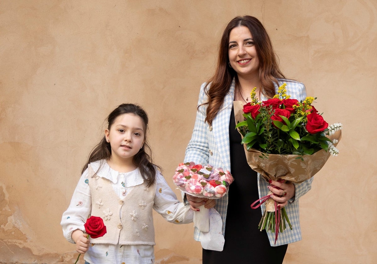 Carmen González, quien interpretará a Catalina de Austria, y Cristina Sigüenza, futura Reina Juana el próximo 1 de marzo en Tordesillas.