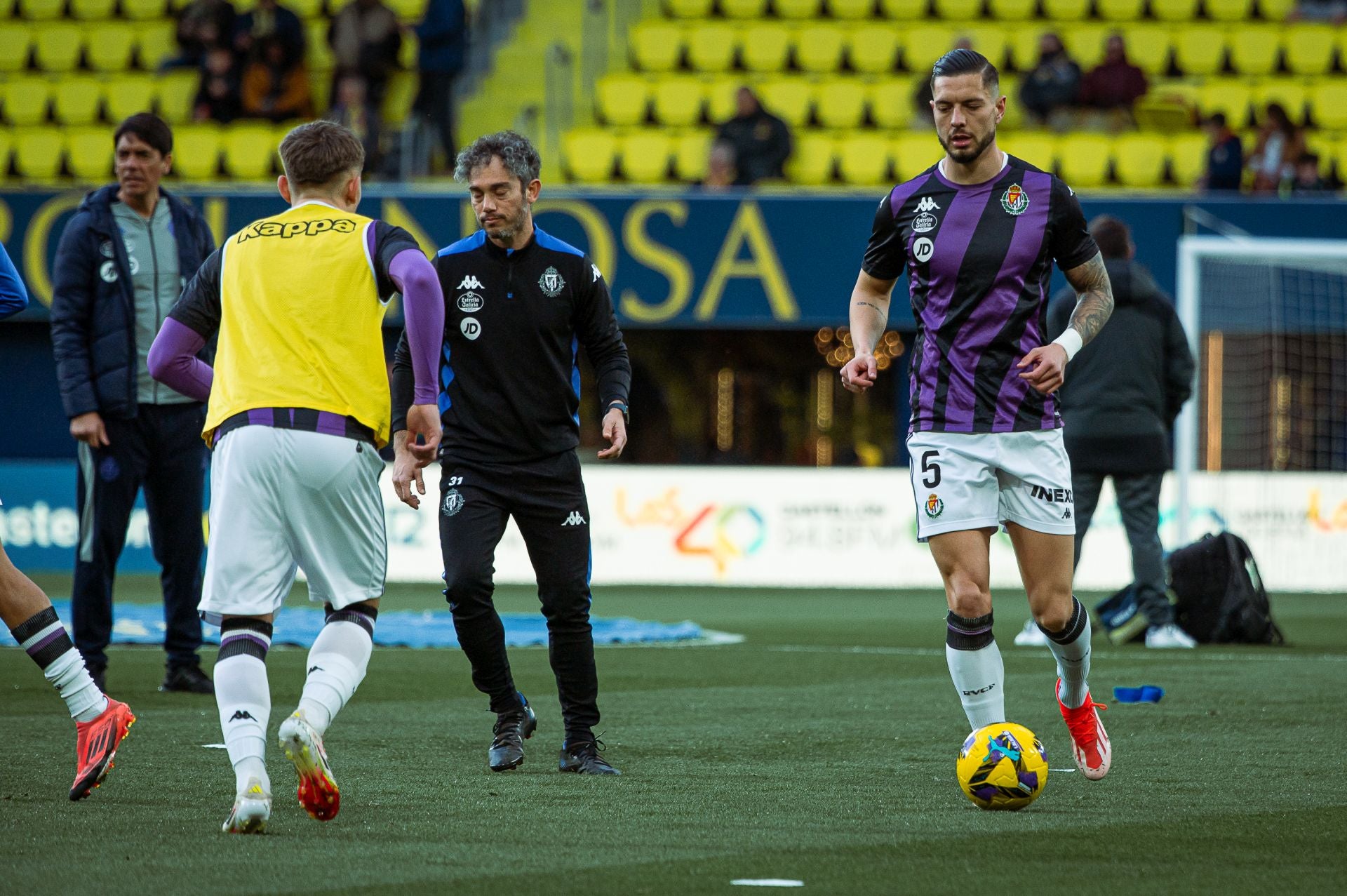 La derrota del Real Valladolid en Villarreal, en imágenes