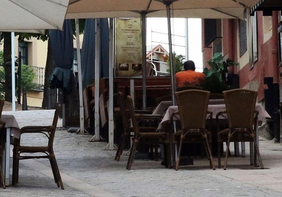 Imagen de archivo de una terraza en el Real Sitio de San Ildefonso.