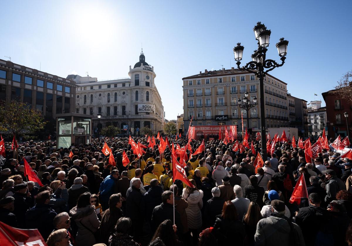 Cientos de personas durante la manifestación en Madrid.