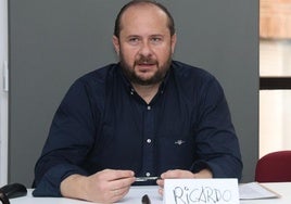 El arquitecto Ricardo Carracedo, durante los Encuentros con el Arte de la Biblioteca de Palencia.