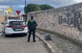 Detenido por forzar varios coches y robar en una vivienda de Laguna de Duero