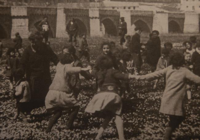 Niños del parvulario en el curso 1928-1929.