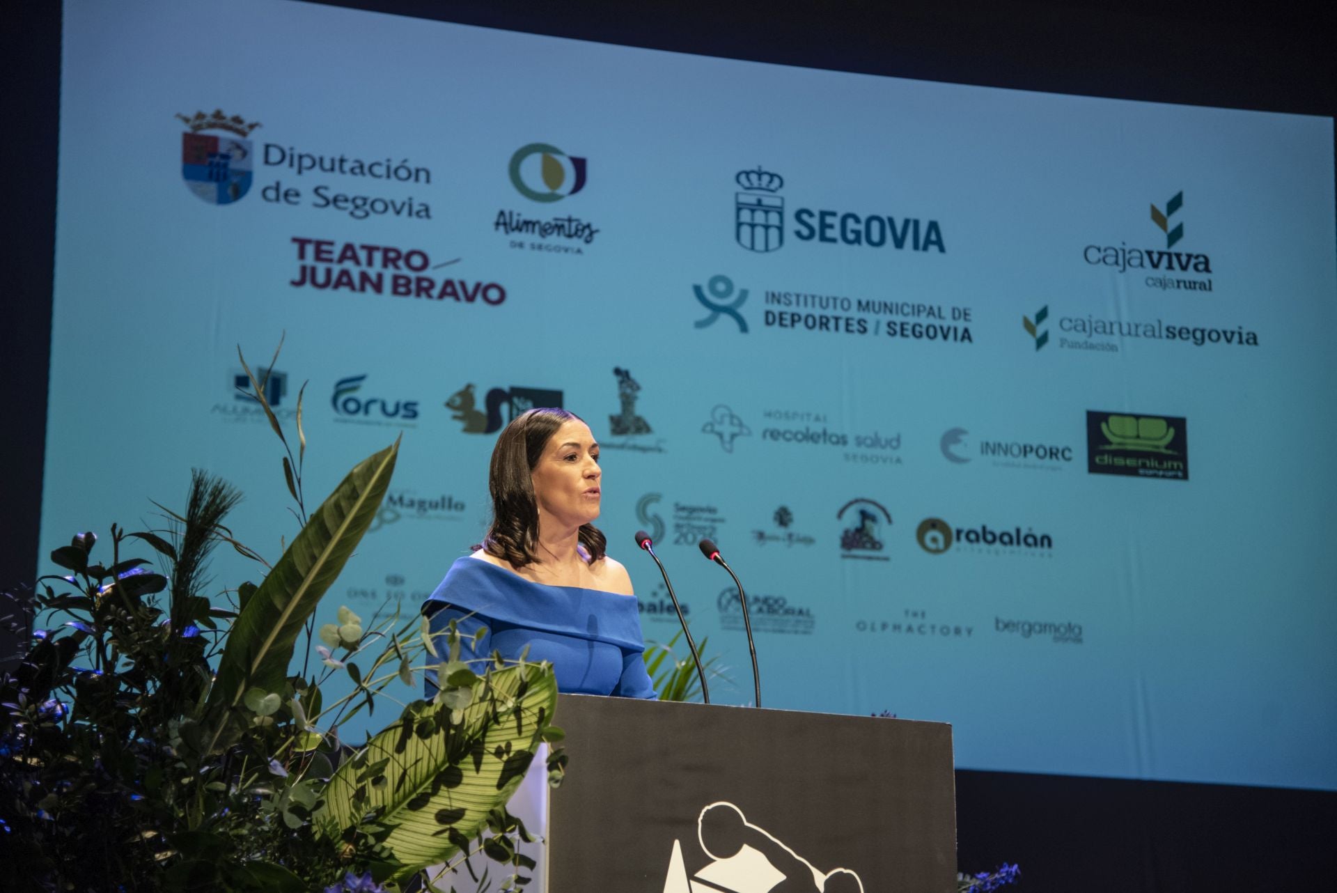 Fotos: Isabel Aaiún irrumpe en la Gala del Deporte de Segovia