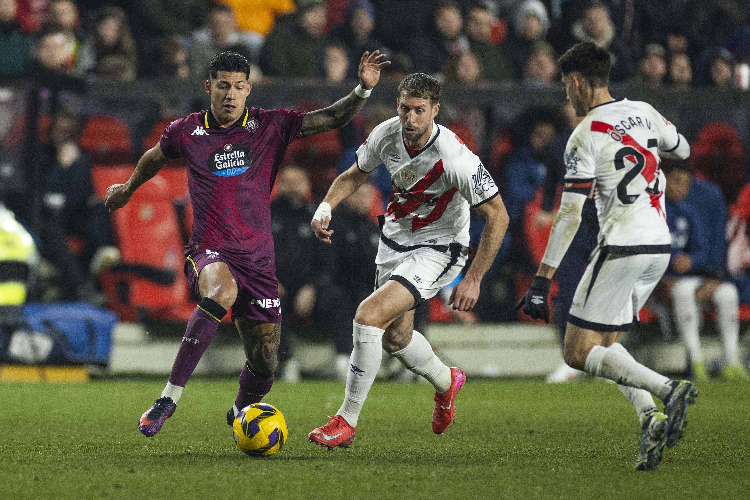 El Real Valladolid cosecha su enésima derrota en Vallecas