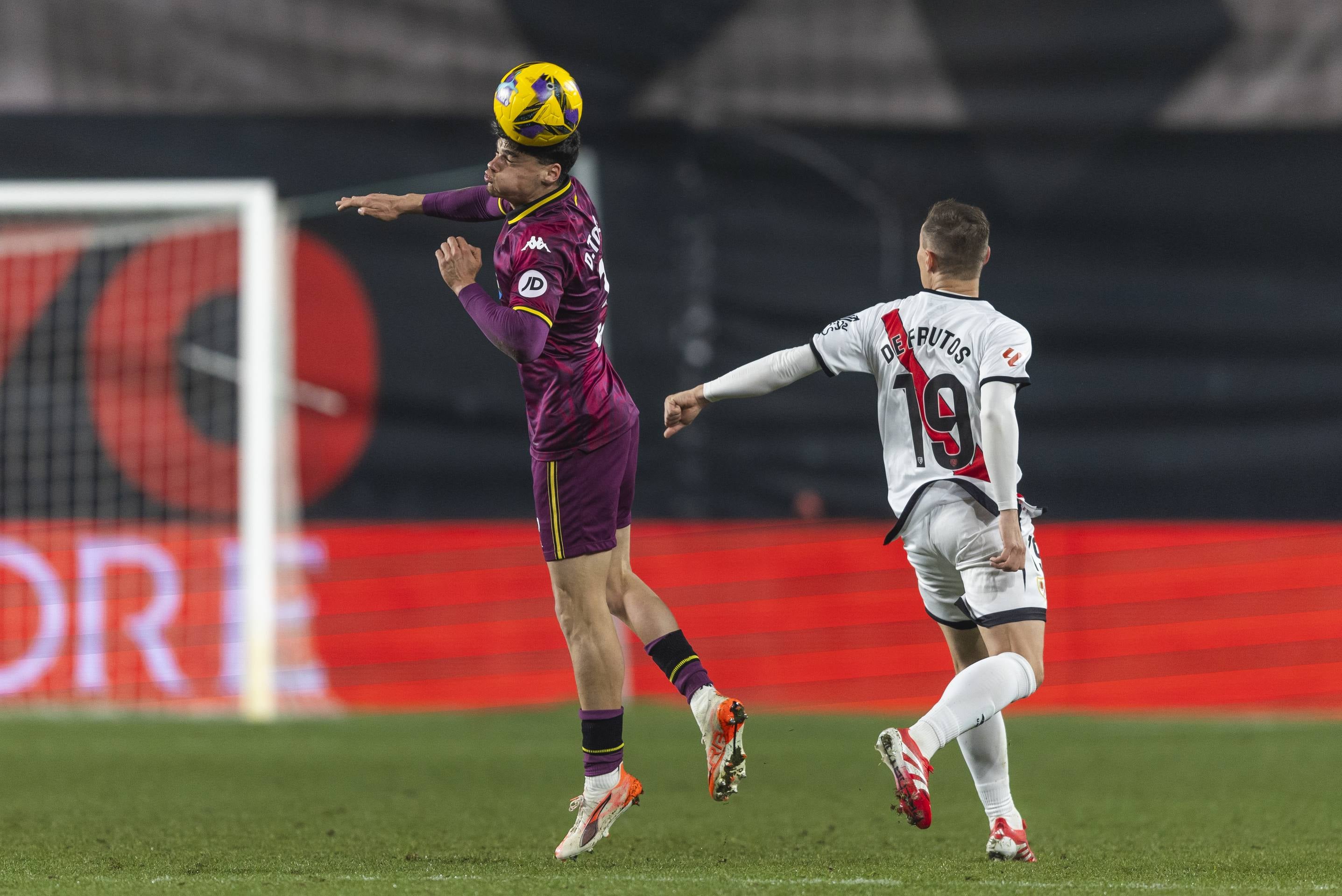 El Real Valladolid cosecha su enésima derrota en Vallecas