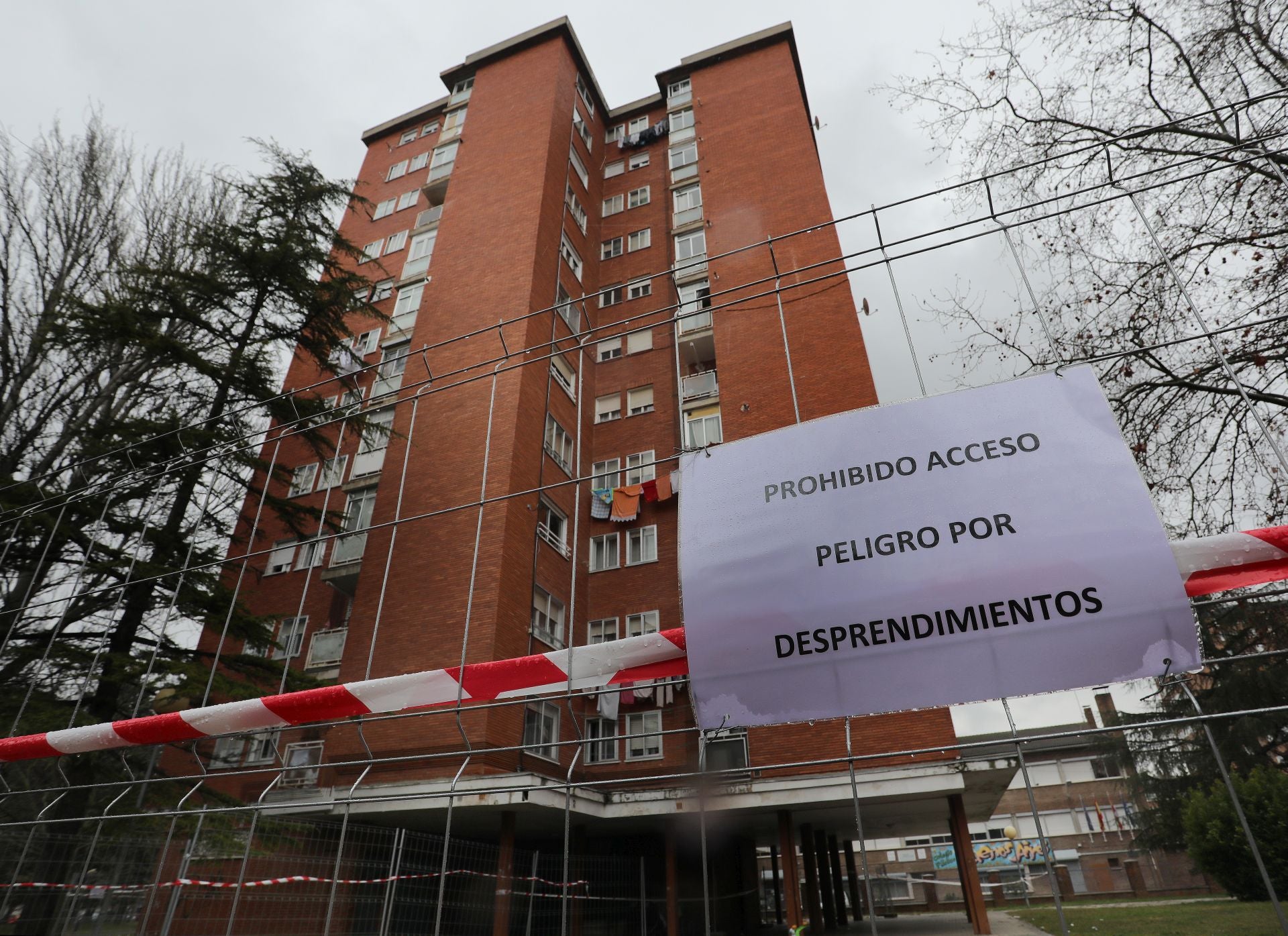 Así se encuentra el edificio de Pan y Guindas por riesgo de derrumbe