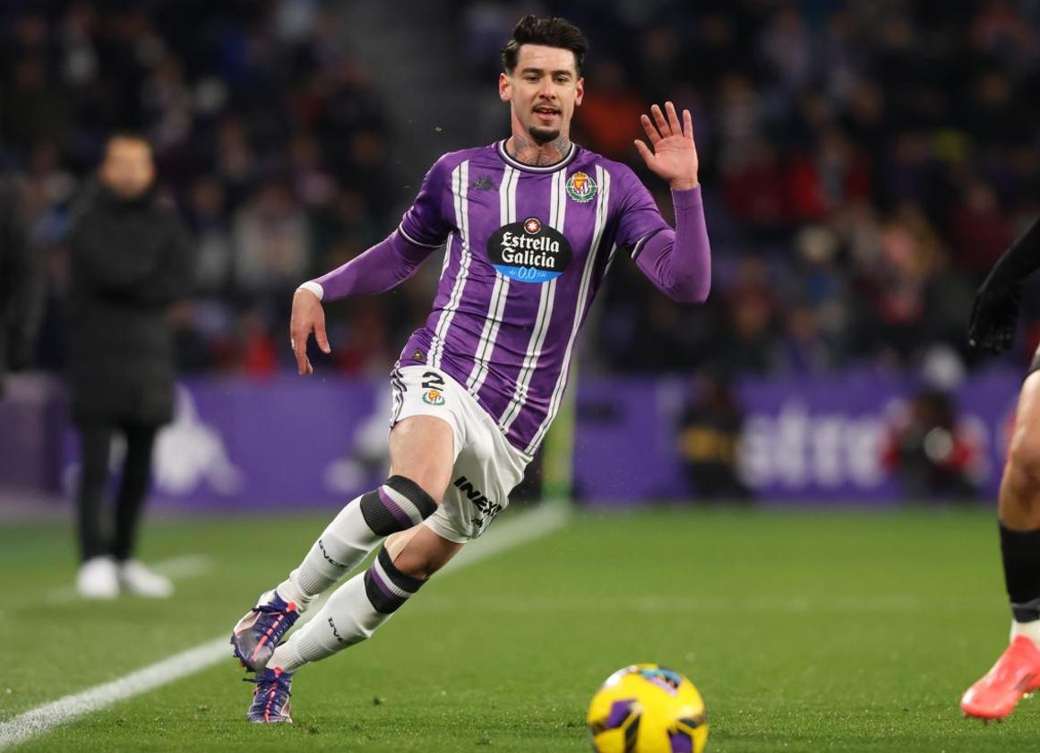 Luis Pérez, en el partido Real Valladolid-Valencia de este curso.