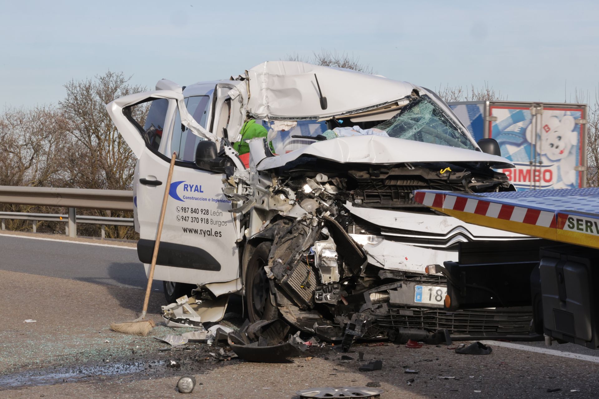 Las imágenes del accidente y las retenciones a la altura de Simancas