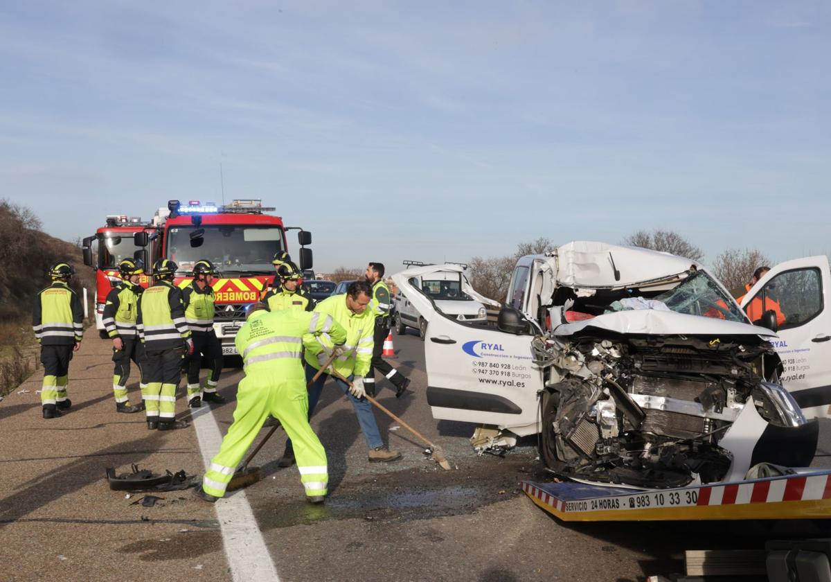 Las imágenes del accidente y las retenciones a la altura de Simancas