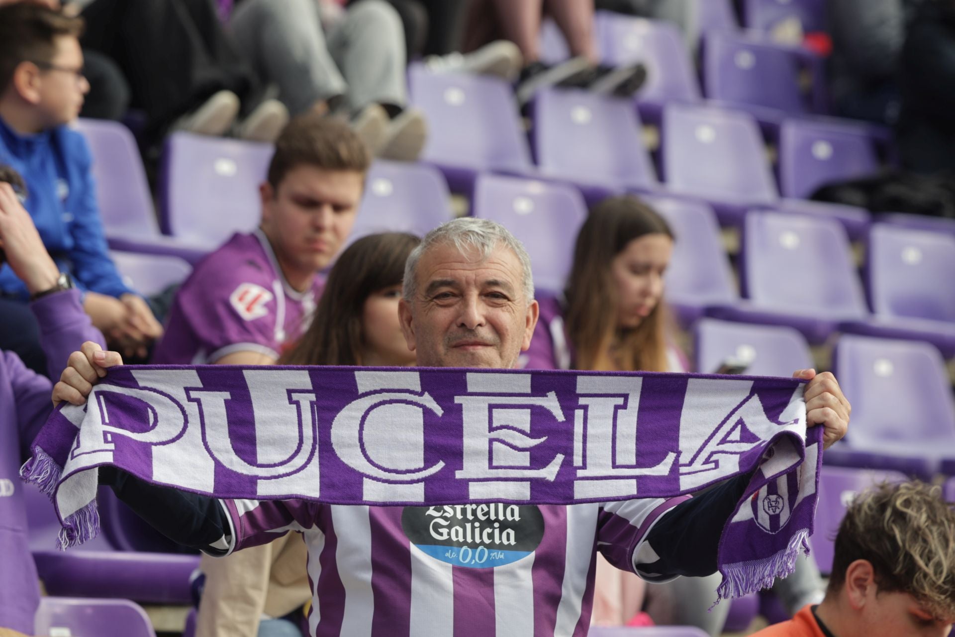 Búscate en la grada del Real Valladolid-Sevilla 2 de 2
