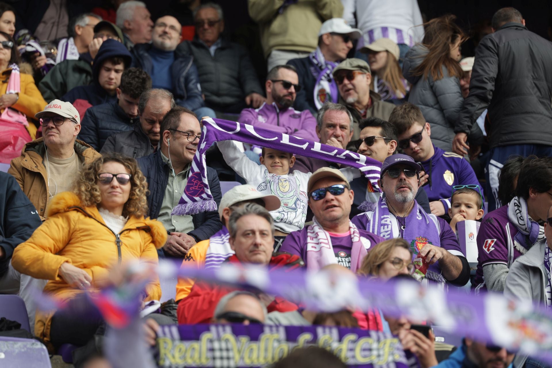 Búscate en la grada del Real Valladolid-Sevilla 2 de 2