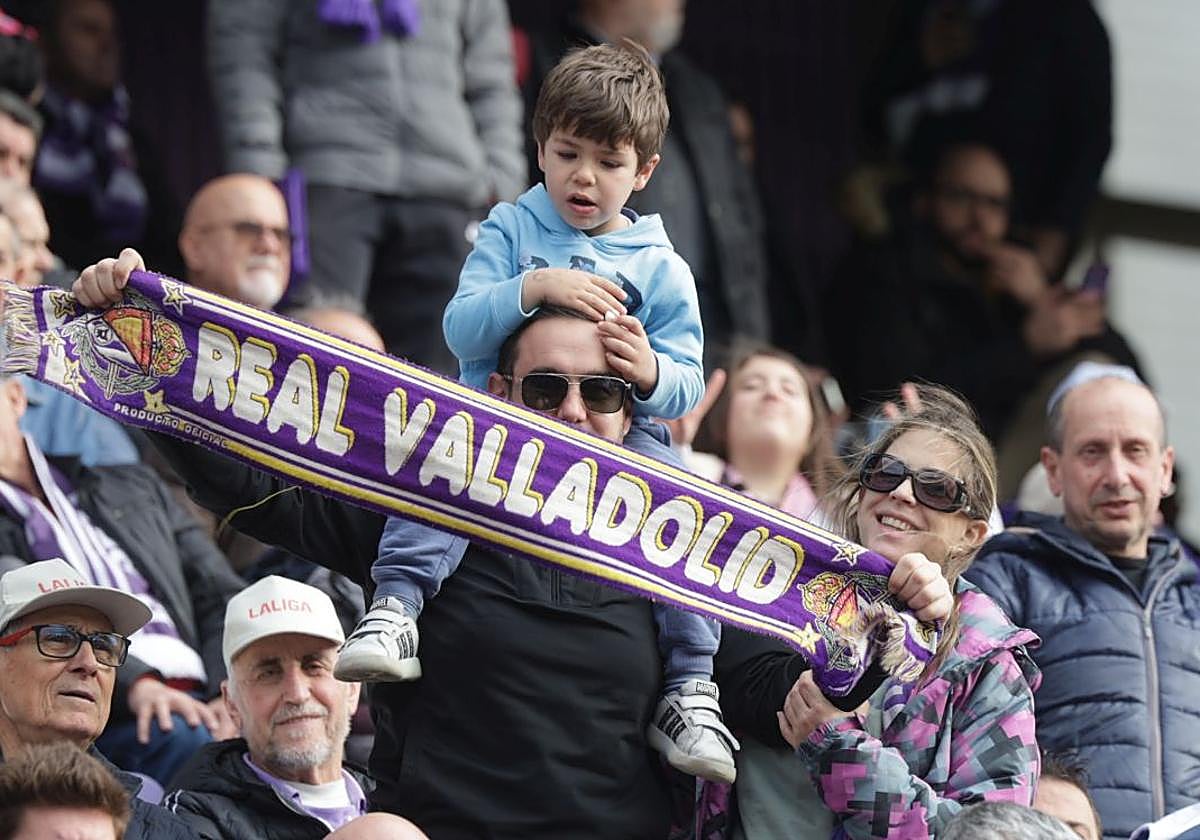 Aficionados del Real Valladolid en el partido contra el Sevilla