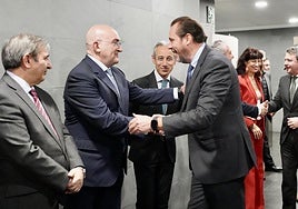 El ministro de Transportes y Movilidad Sostenible, Óscar Puente, presenta el proyecto de la nueva estación de tren de Valladolid.