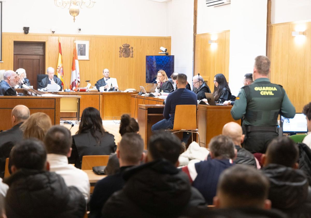 Cárcel para los acusados de los clanes 'Monchines' y 'Mena' que se declararon inocentes por narcotráfico