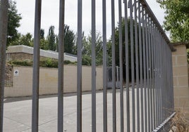 Exterior del centro regional de menores Zambrana.