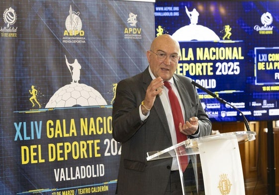 Jesús Julio Carnero, alcalde de Valladolid, en la presentación de la gala.