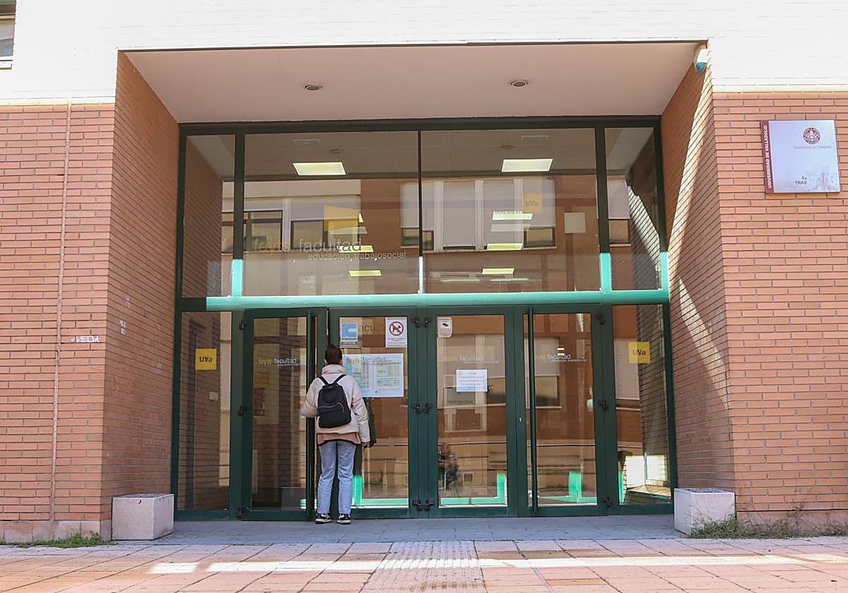 Facultad de Educación y Trabajo Social de Valladolid, donde el presunto autor cometió los últimos robos.