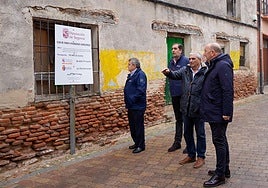 El presidente de la Diputación, Miguel Ángel de Vicente, y otros delegados visitan las obras del PAIMP Coca.