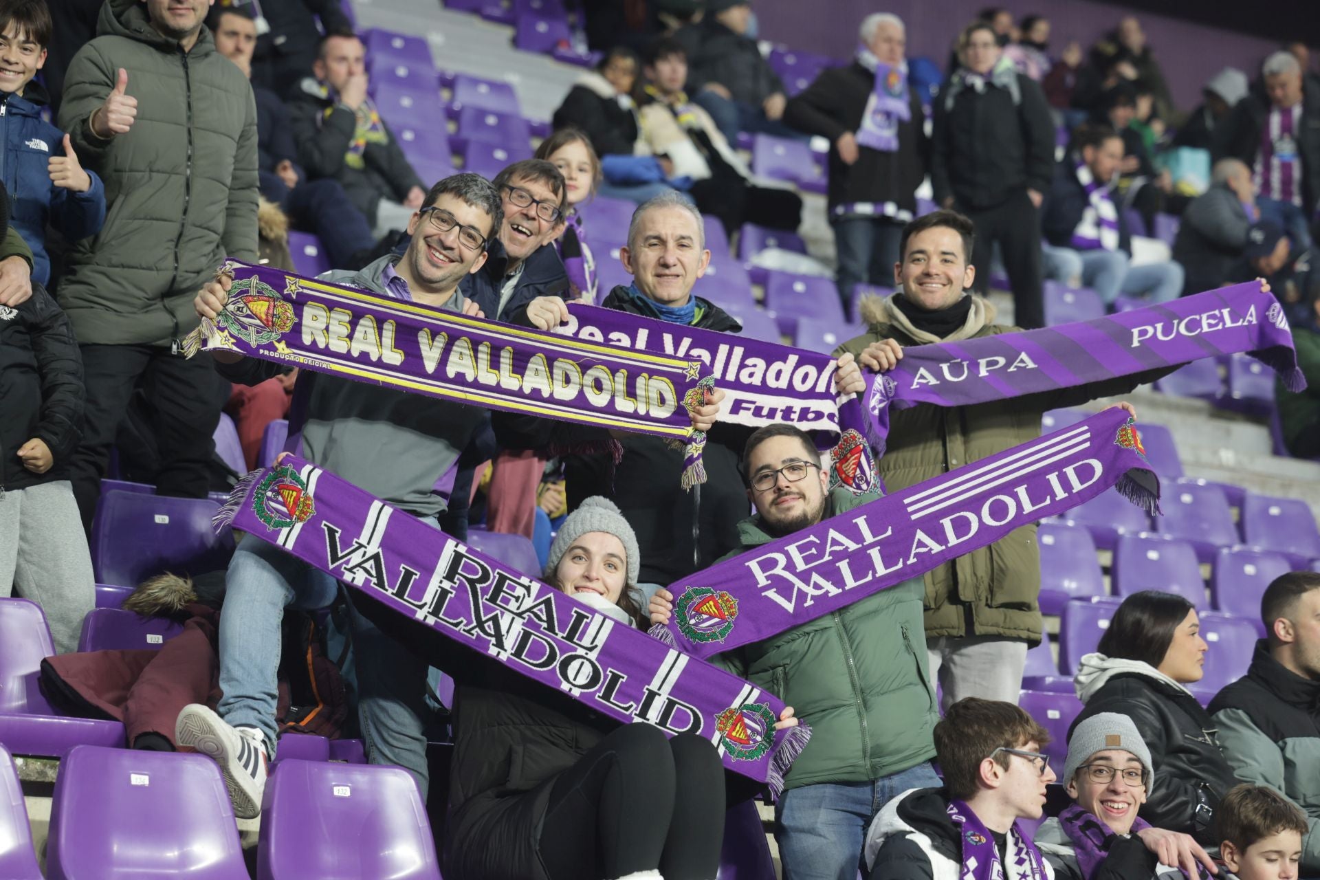 Búscate en la grada del Real Valladolid - UD Las Palmas (2/4)