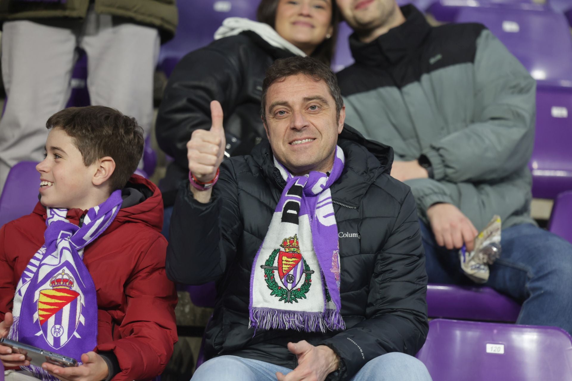 Búscate en la grada del Real Valladolid - UD Las Palmas (3/4)