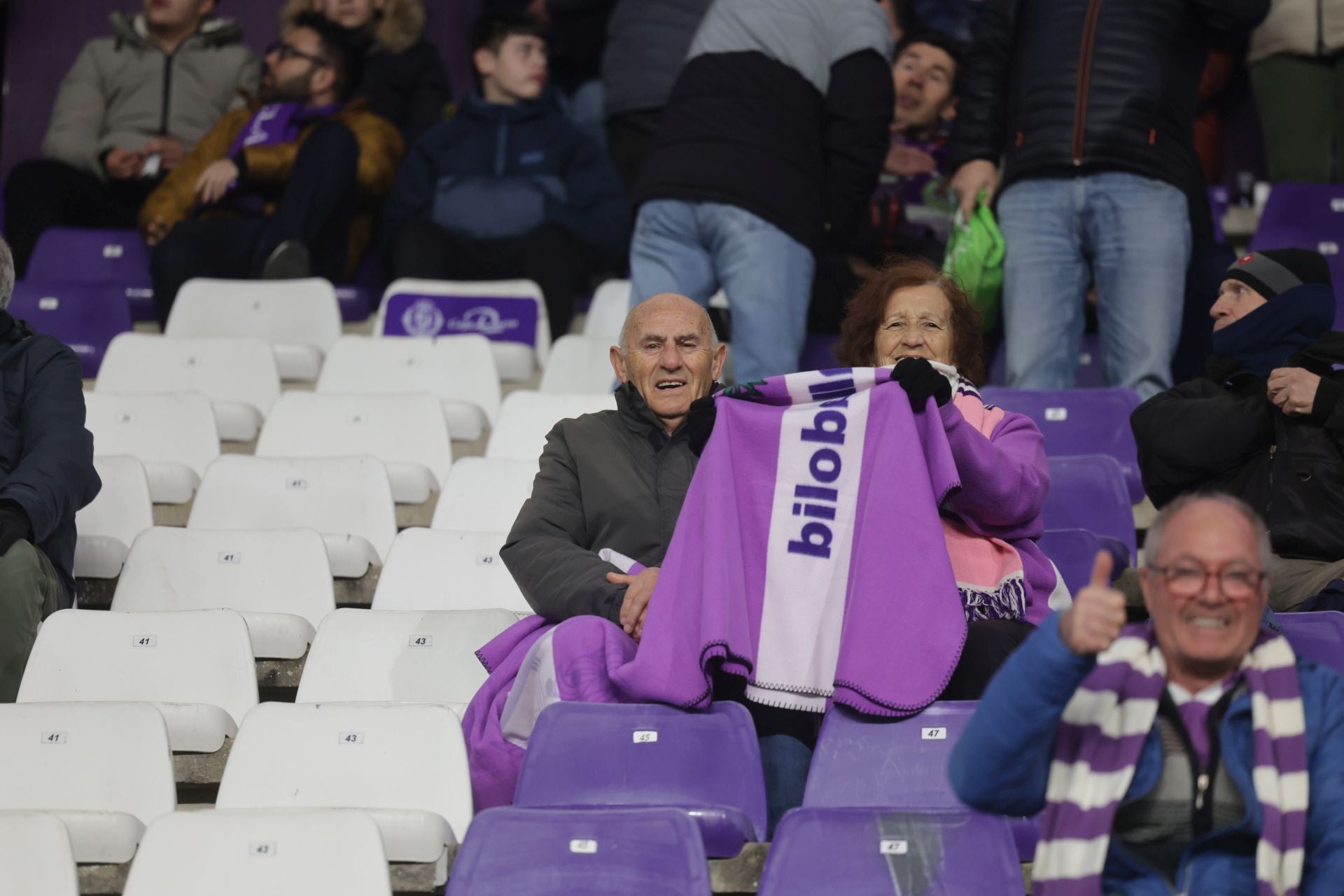 Búscate en la grada del Real Valladolid - UD Las Palmas (4/4)