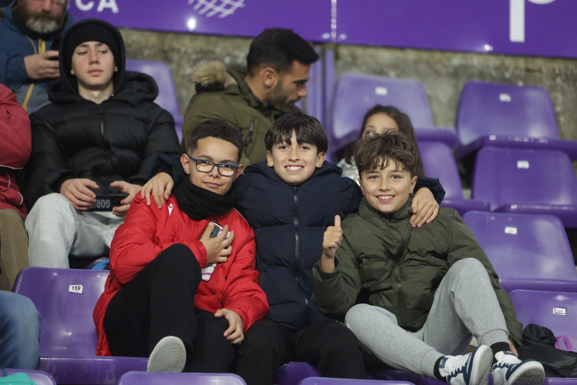 Búscate en la grada del Real Valladolid - UD Las Palmas (4/4)