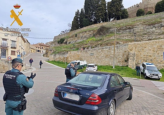 Despliegue de Guardia Civil en Ciudad Rodrigo.