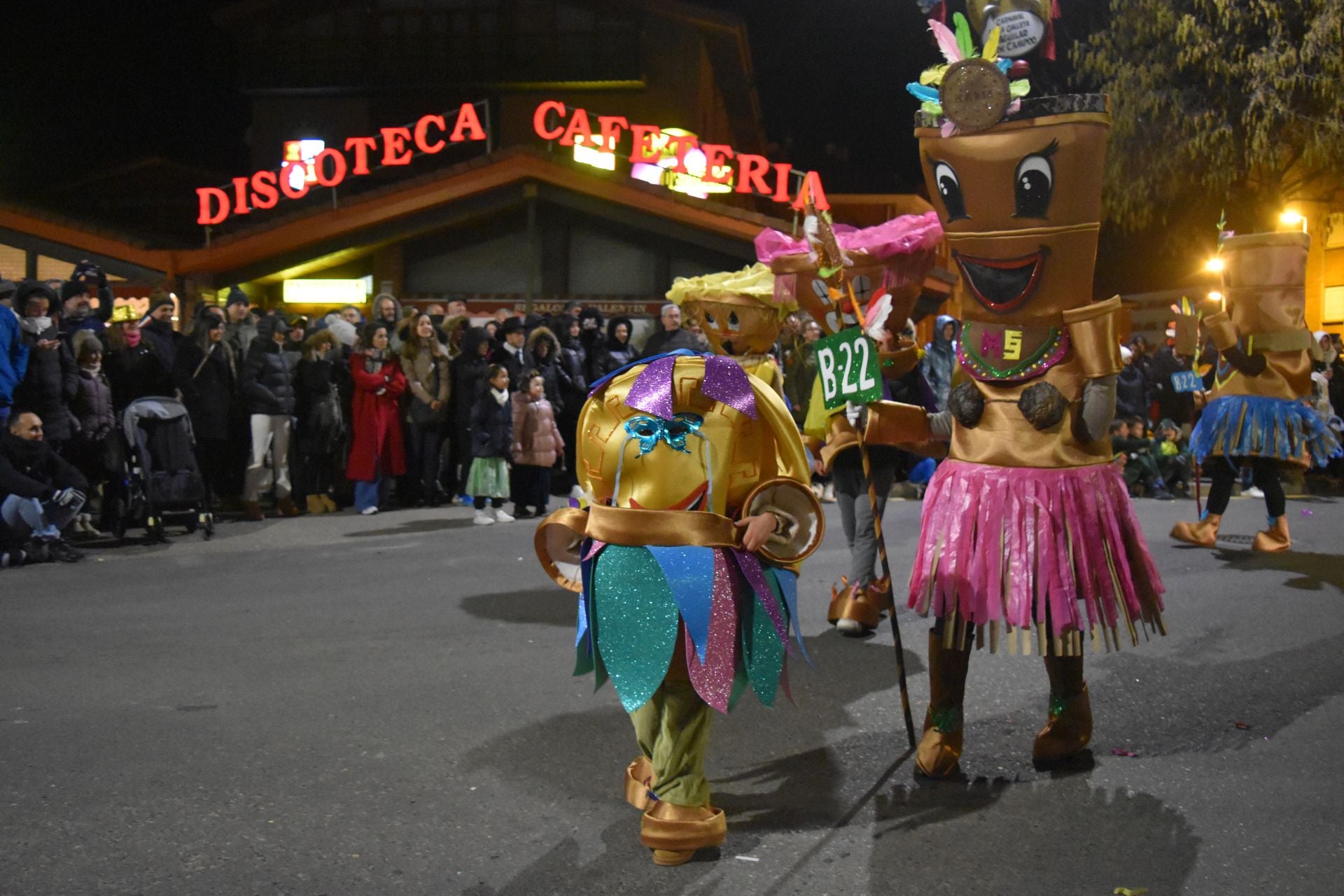 Así ha sido el gran desfile del Carnaval de la Galleta de Aguilar