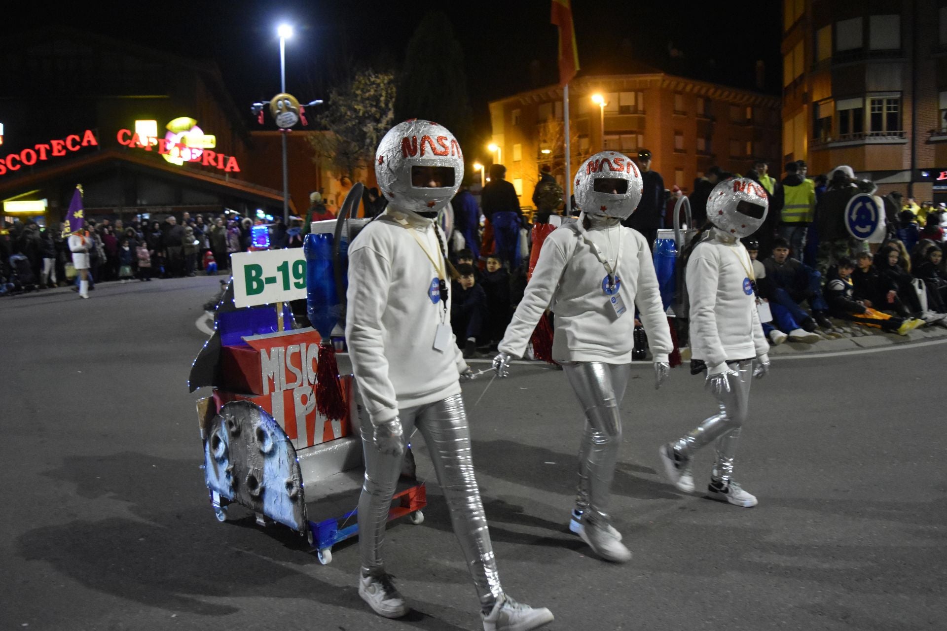 Así ha sido el gran desfile del Carnaval de la Galleta de Aguilar