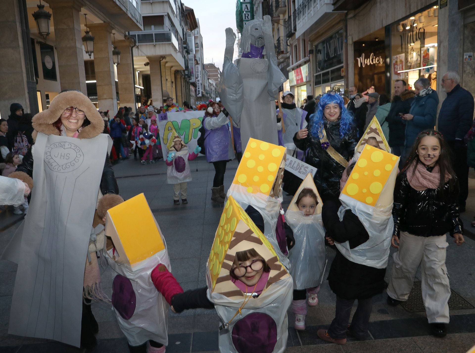 Así fue el desfile de Carnaval de Palencia