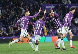 Javi Sánchez, Marcos André y Moro celebran el tanto del empate.