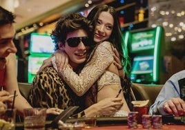 Un fotograma de 'Anora', película ganadora de los Oscars 2025.