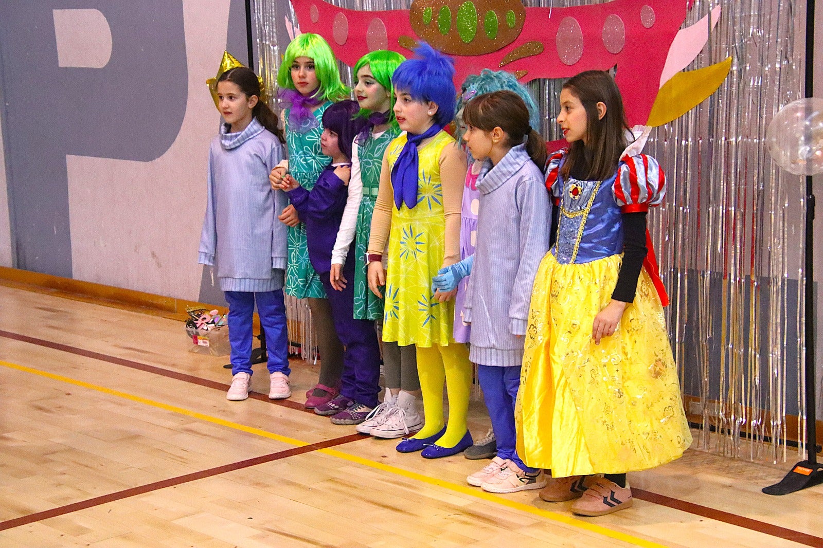 Los niños de Rioseco viven una divertida tarde de Carnaval