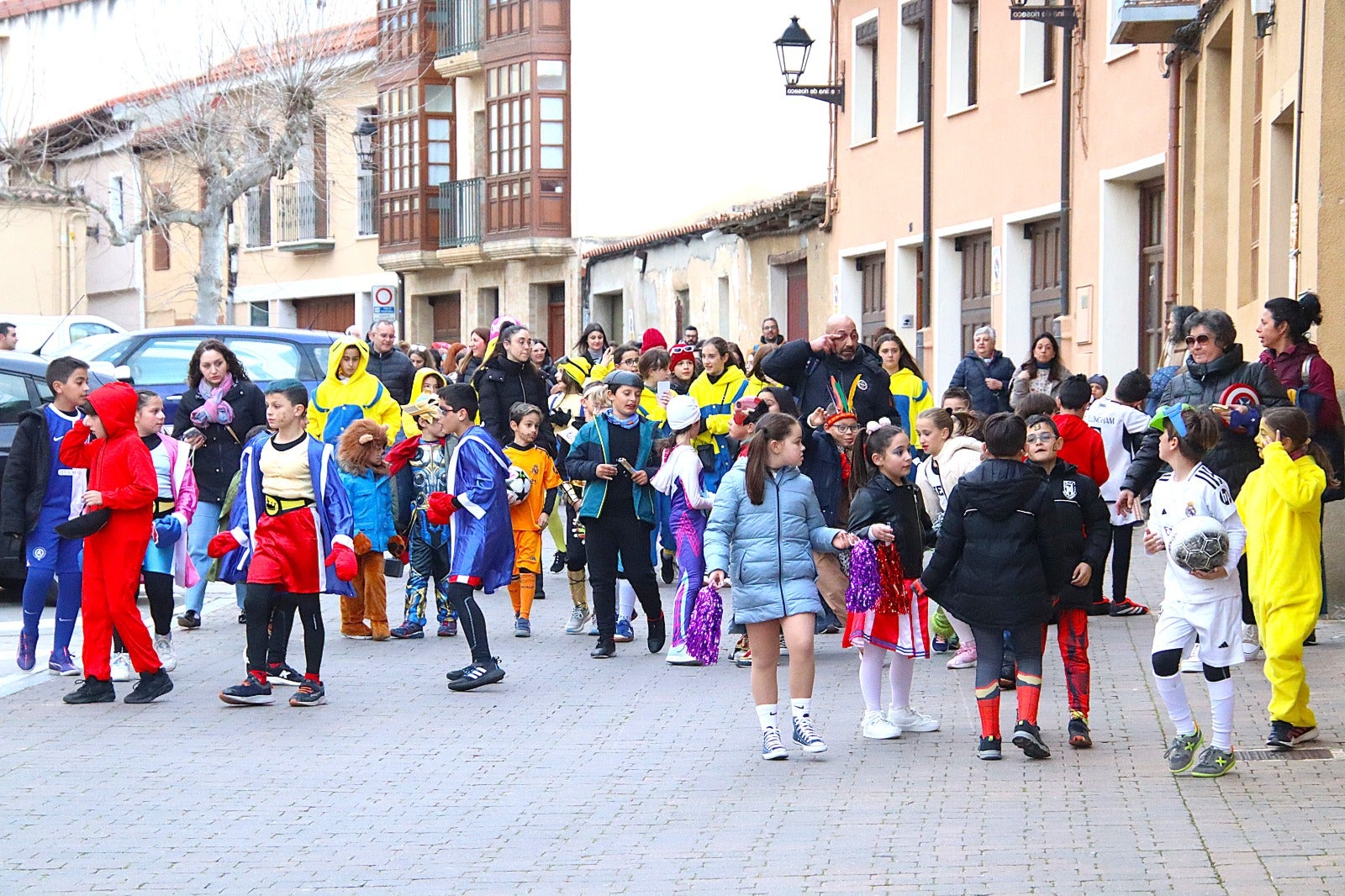 Los niños de Rioseco viven una divertida tarde de Carnaval