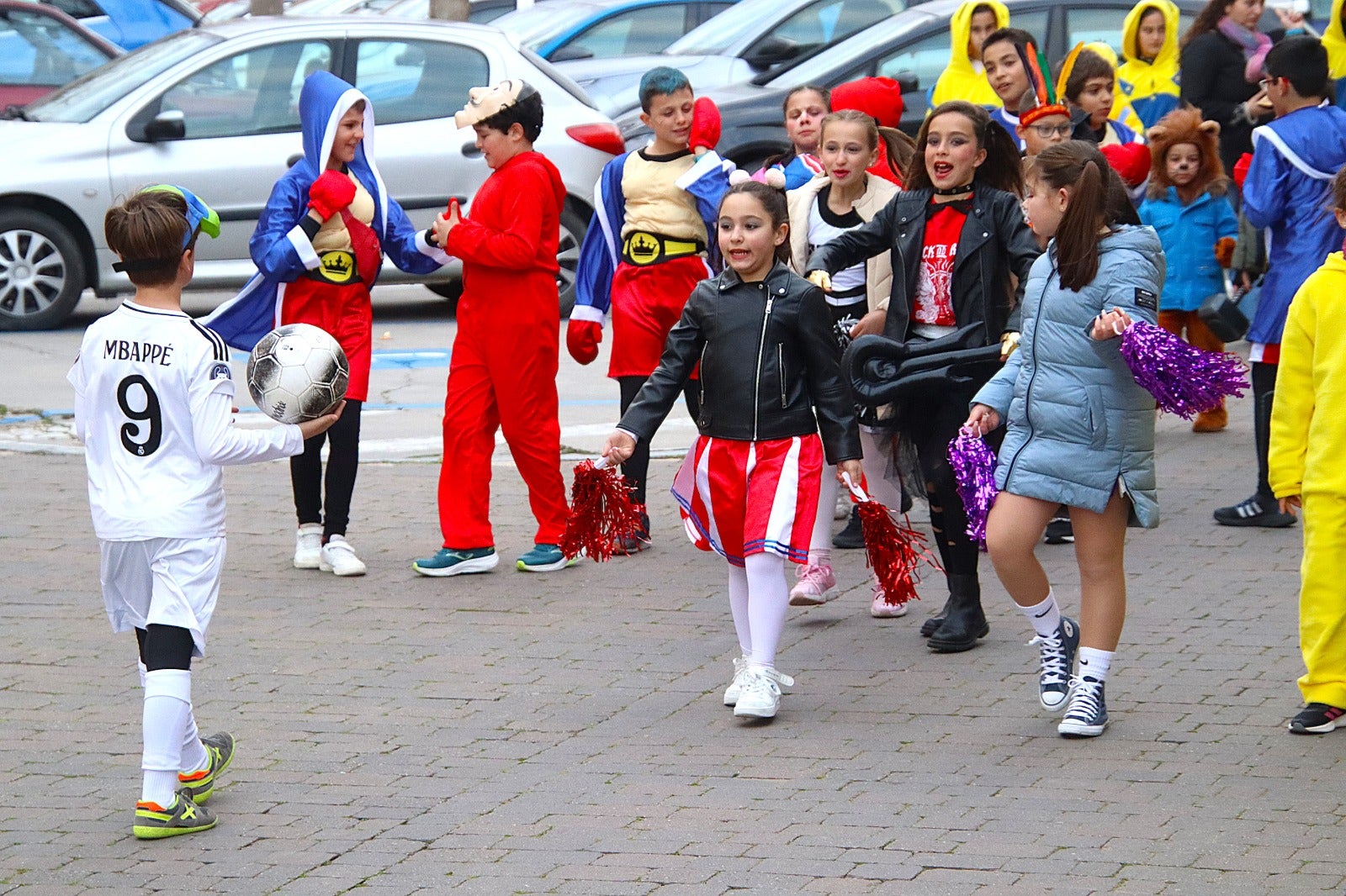 Los niños de Rioseco viven una divertida tarde de Carnaval