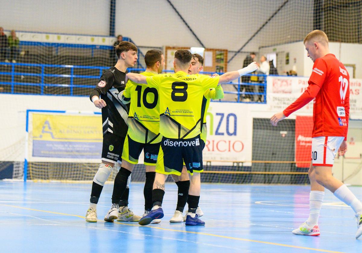 El Deporcyl Guardo endereza su rumbo y acaricia la permanencia