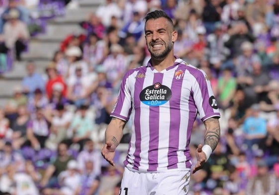 Álvaro Negredo, durante un partido con el Real Valladolid