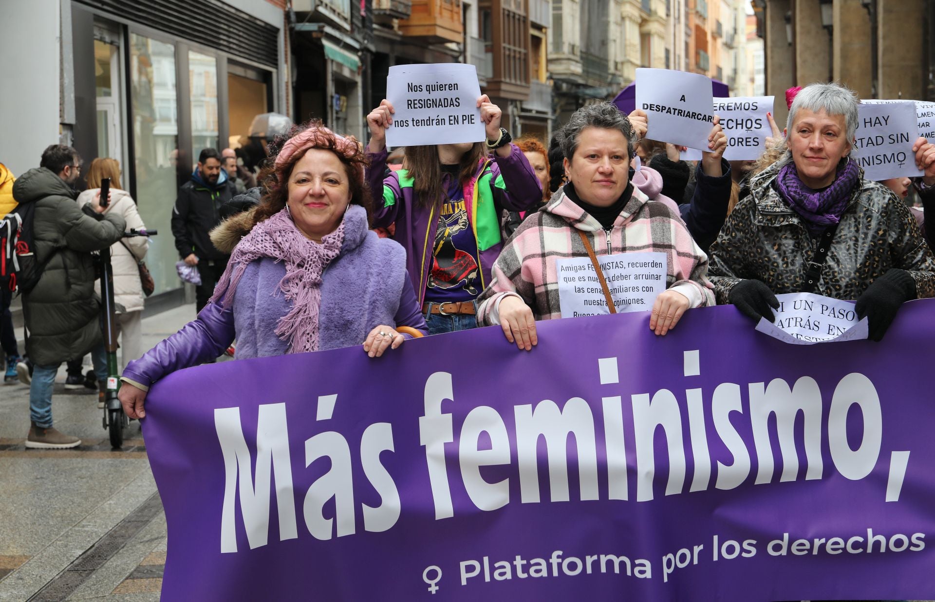 Palencia se tiñe de morado por el 8M