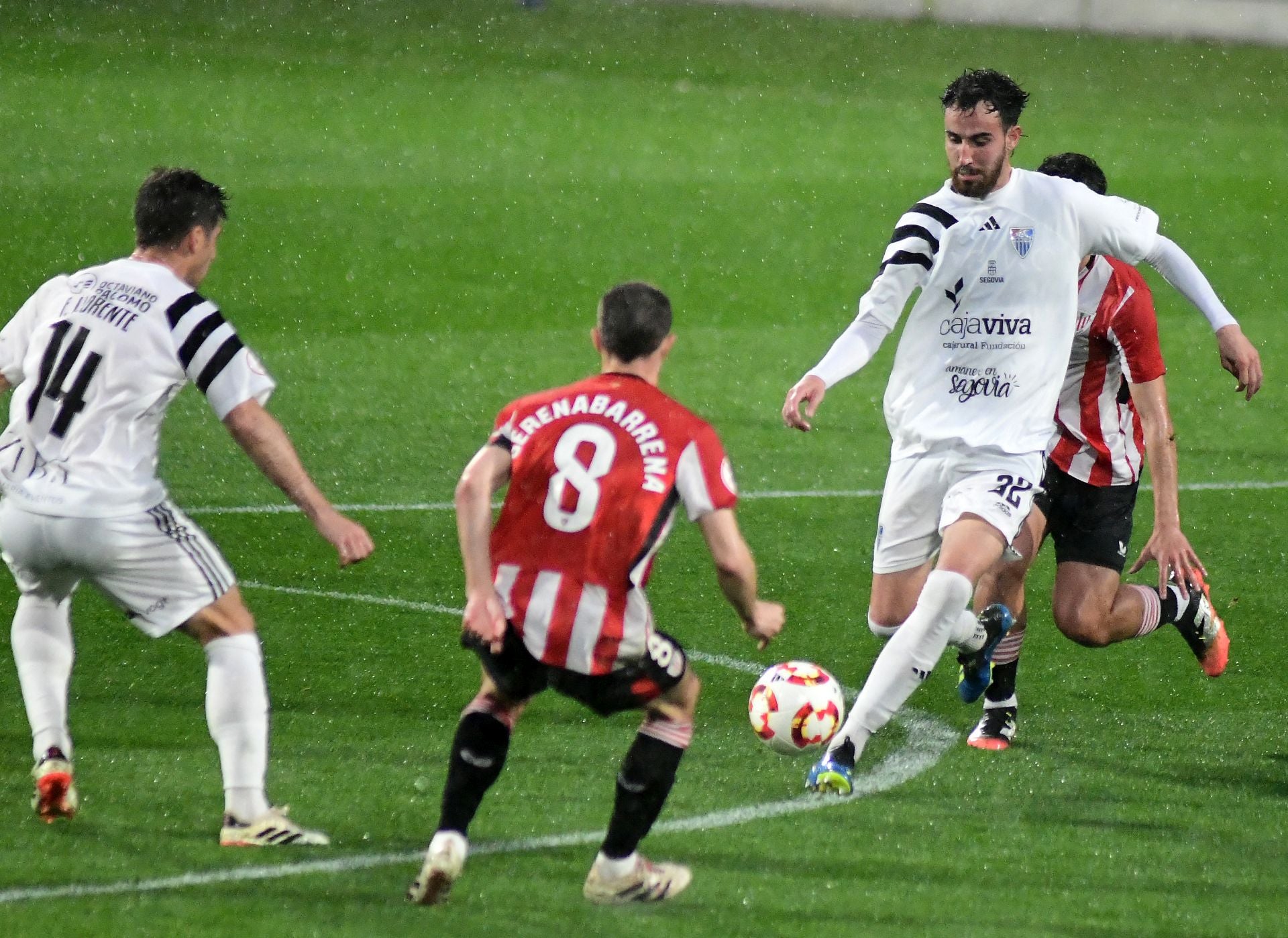 Fotos de la victoria de la Segoviana ante el Bilbao Athletic