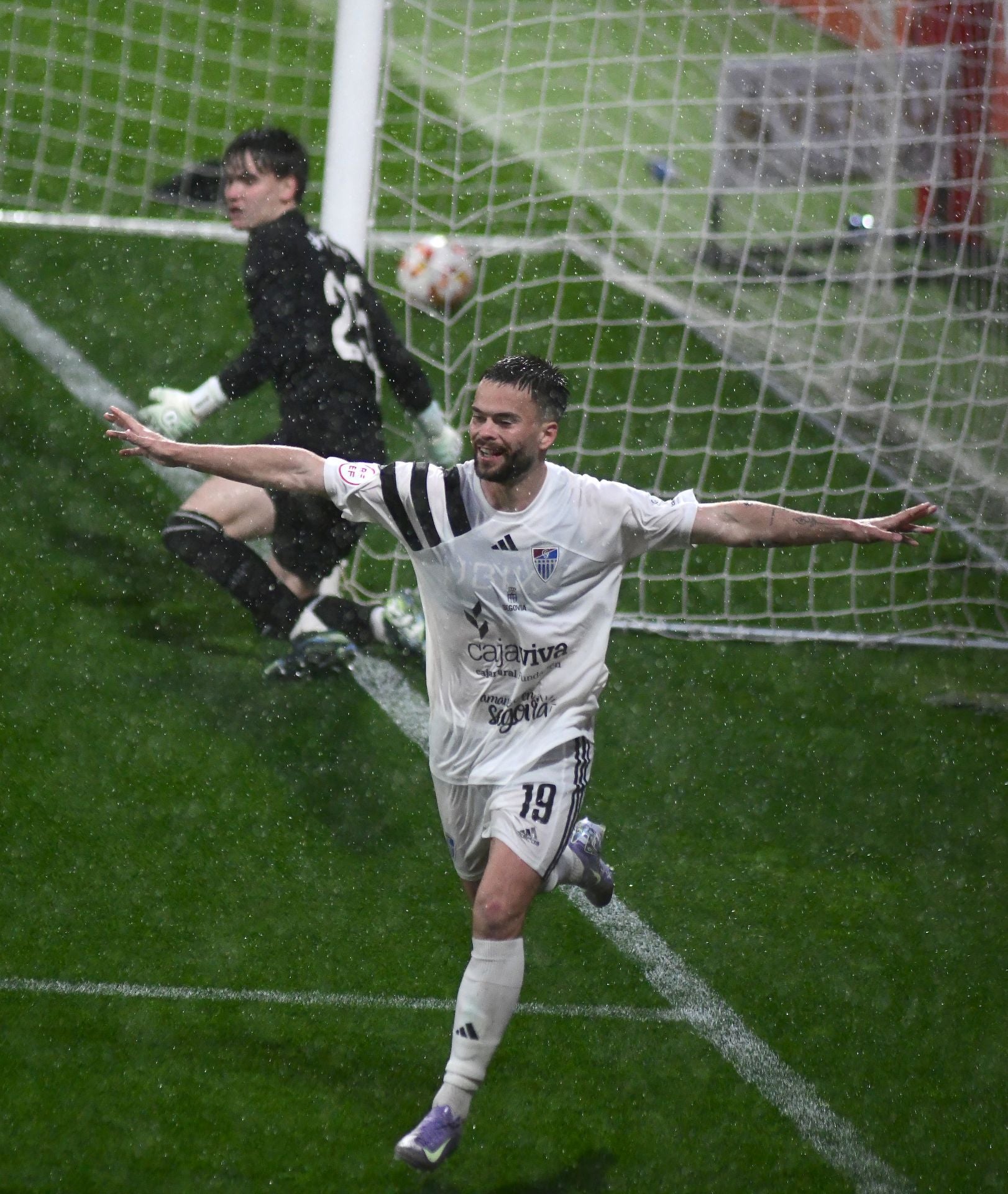 Fotos de la victoria de la Segoviana ante el Bilbao Athletic