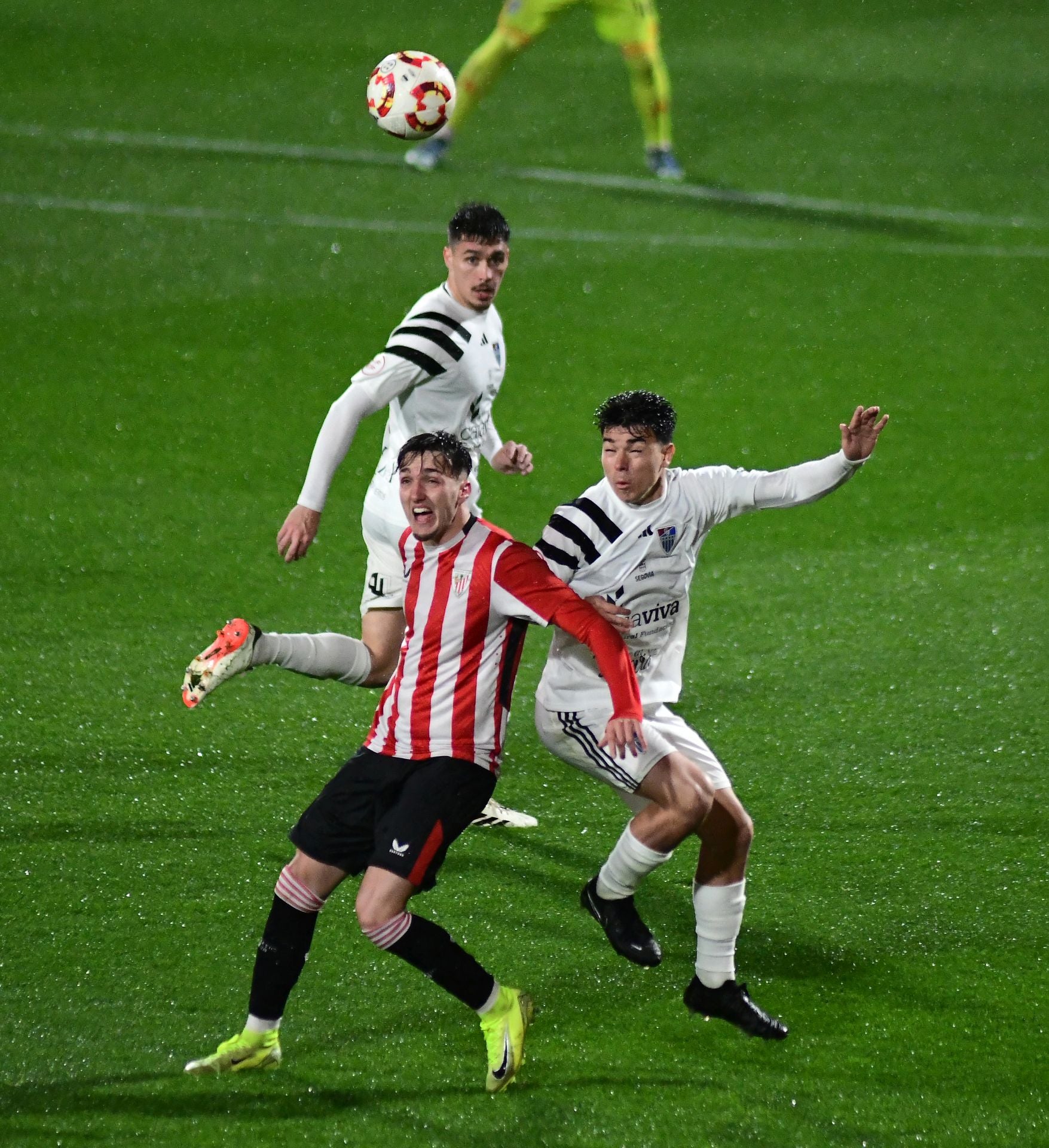 Fotos de la victoria de la Segoviana ante el Bilbao Athletic