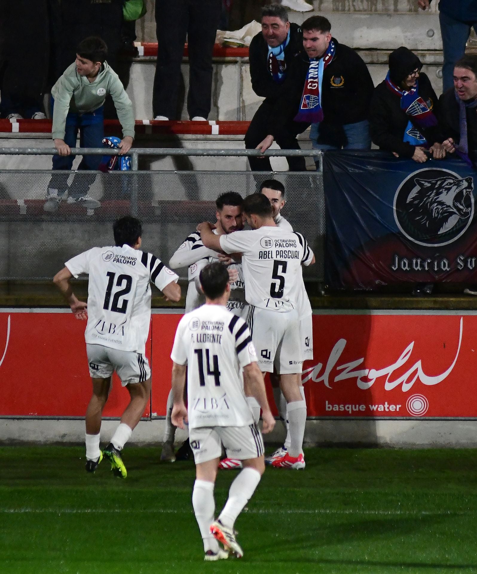 Fotos de la victoria de la Segoviana ante el Bilbao Athletic