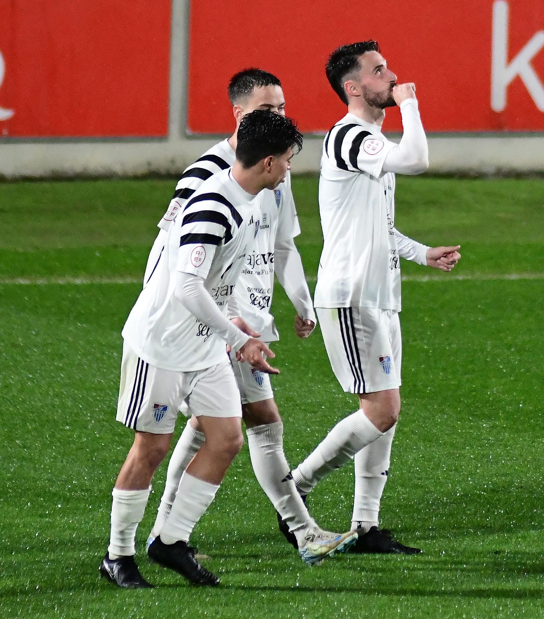 Fotos de la victoria de la Segoviana ante el Bilbao Athletic