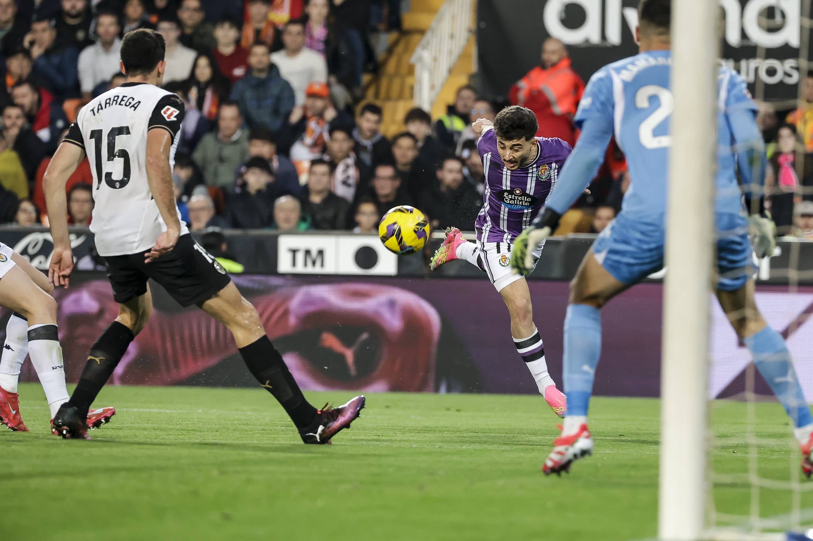 Las imágenes de la derrota del Pucela en Valencia
