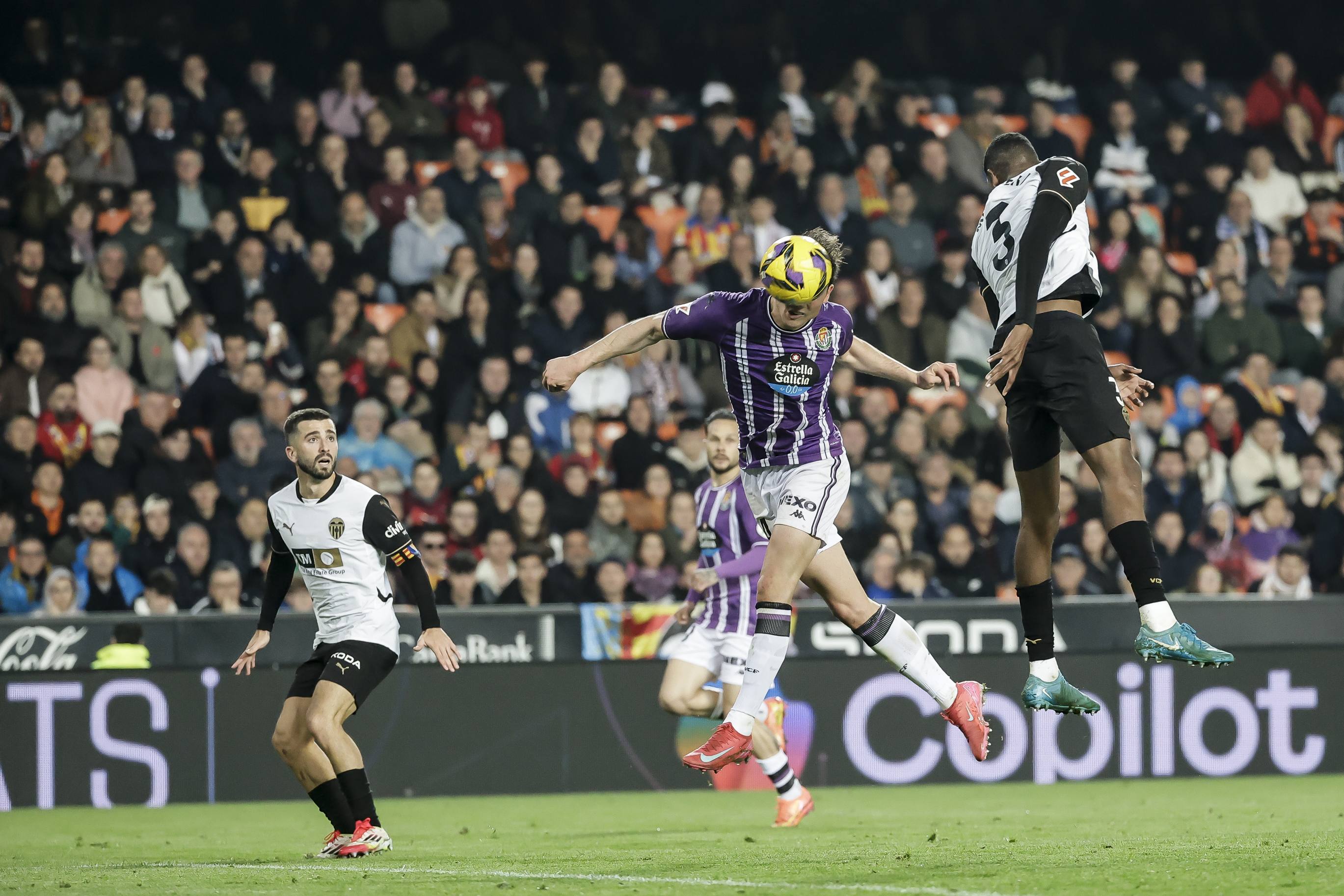 Las imágenes de la derrota del Pucela en Valencia