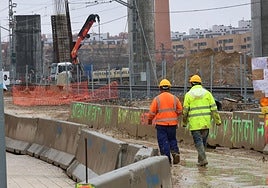 Obras del salto del carnero en la zona del Camino Viejo de Husillos de Palencia.