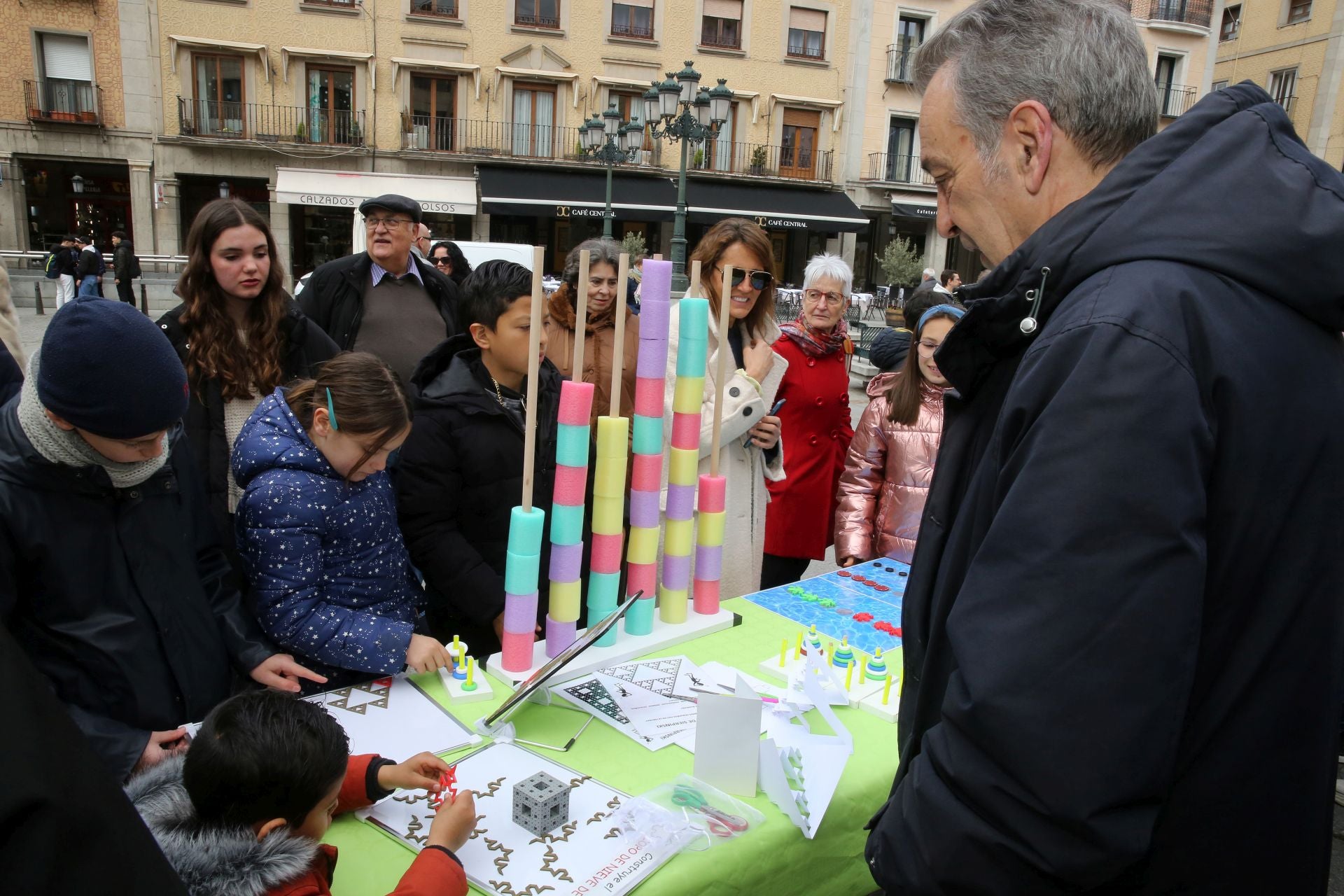 Fotografías de los juegos matemáticos en Segovia