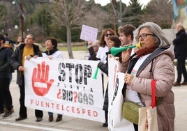 Protesta contra las plantas de biogás frente a las Cortes, el año pasado.