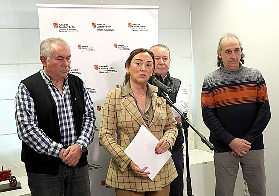 La consejara de Agricultura y los responsables de las Opas tras el Consejo Agrario